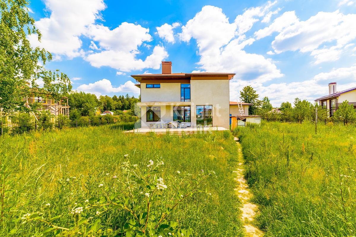 Загородный 🏠 дом 459 м² в поселке Монтевиль на Новорижском  шоссе, цена 69 млн. руб. | Лот hs1303215