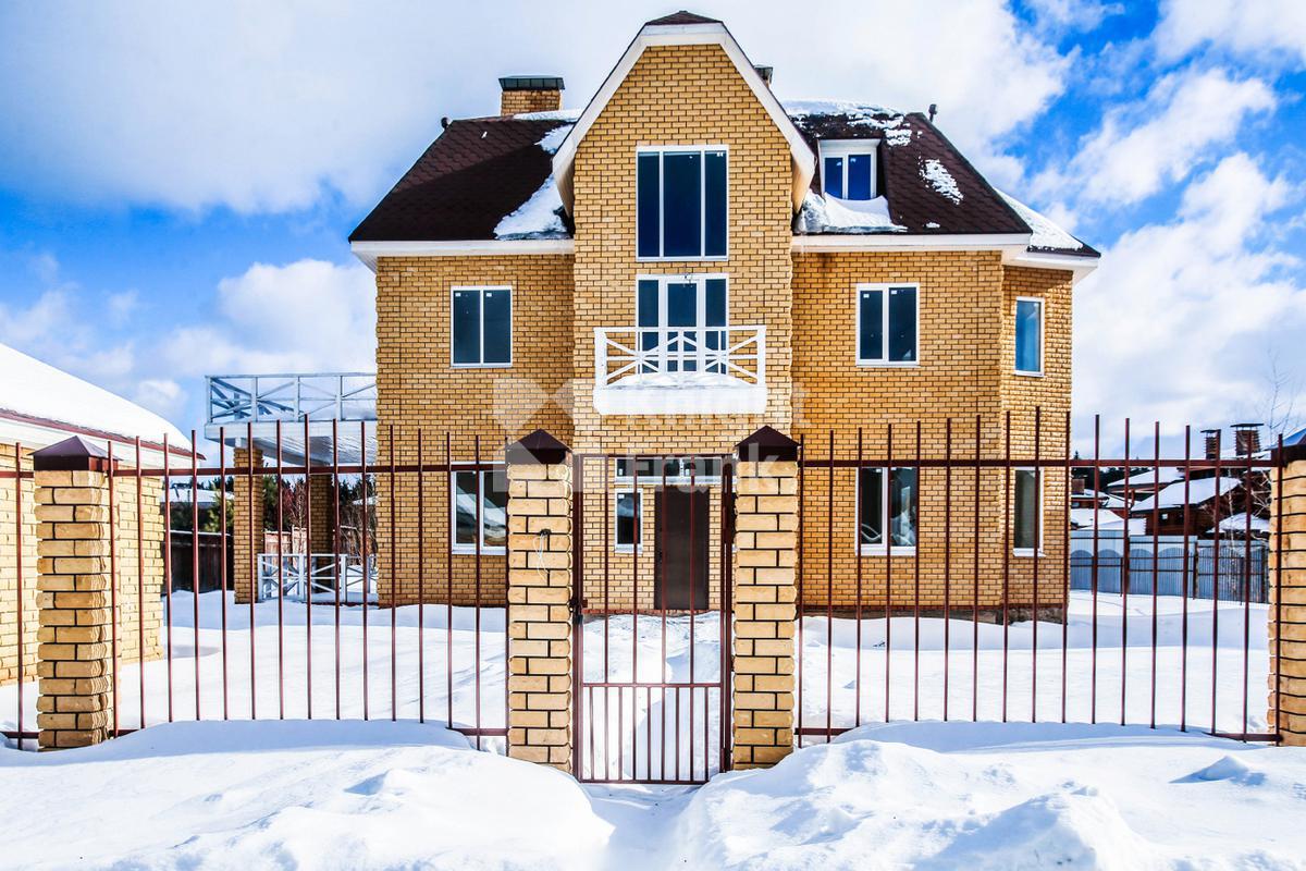 Загородный 🏠 дом 500 м² в поселке Старый свет на Новорижском  шоссе, цена 21 млн. руб. | Лот hs1303322