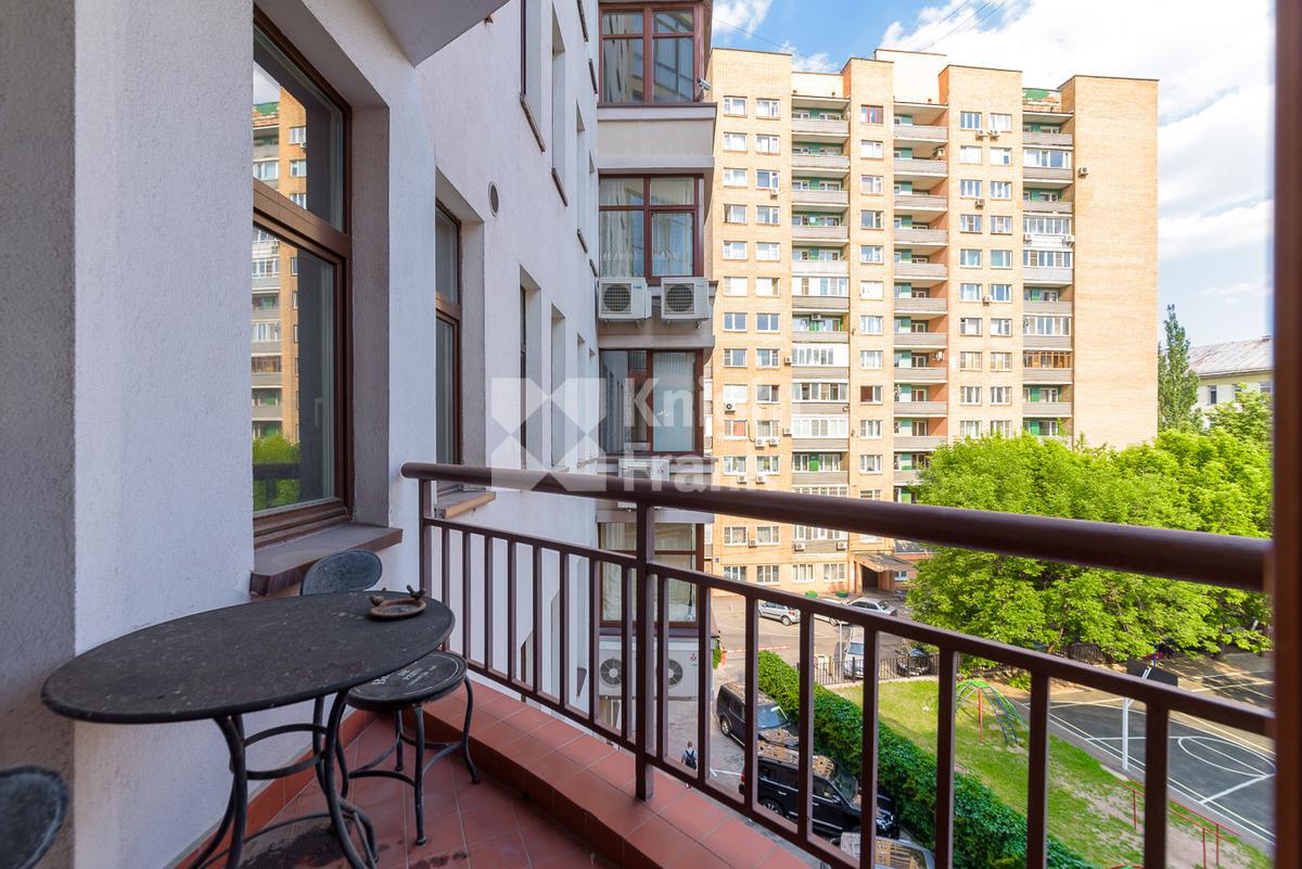 Квартира 🏠 210 м² 4 комнаты в ЖК Клубный дом Старопименовский пер., 10,  цена 700 000 руб. в месяц | Лот al39509